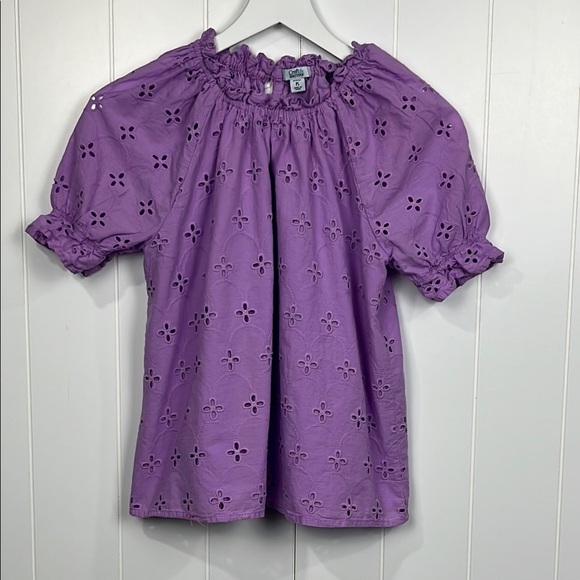 Crift & Barrow Tops - Croft & Barrow Womens Top PS Purple Puff Short Sleeves Eyelet Floral Keyhole EUC